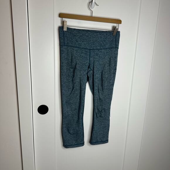 Patagonia Heather Blue Mid Rise Crop Leggings Size Small - Picture 1 of 6